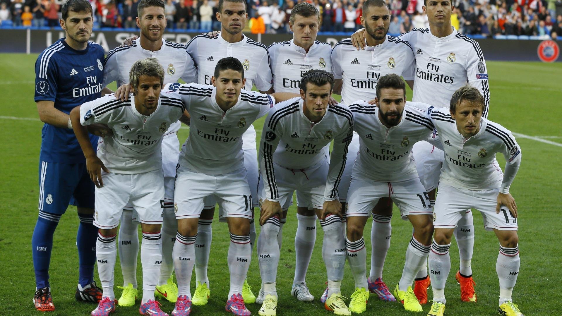 拜仁狂胜奥地利，基米希成为关键先生，从伪边卫到战术核心的华丽转身