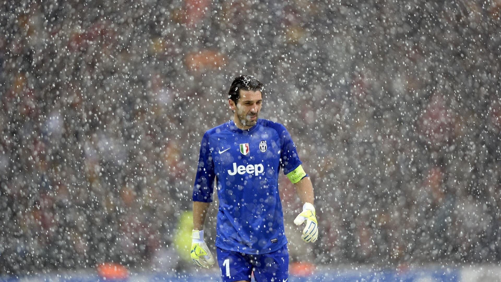 阿什拉夫，从巴黎到伦敦，一个北非移民之子的英超争冠救赎