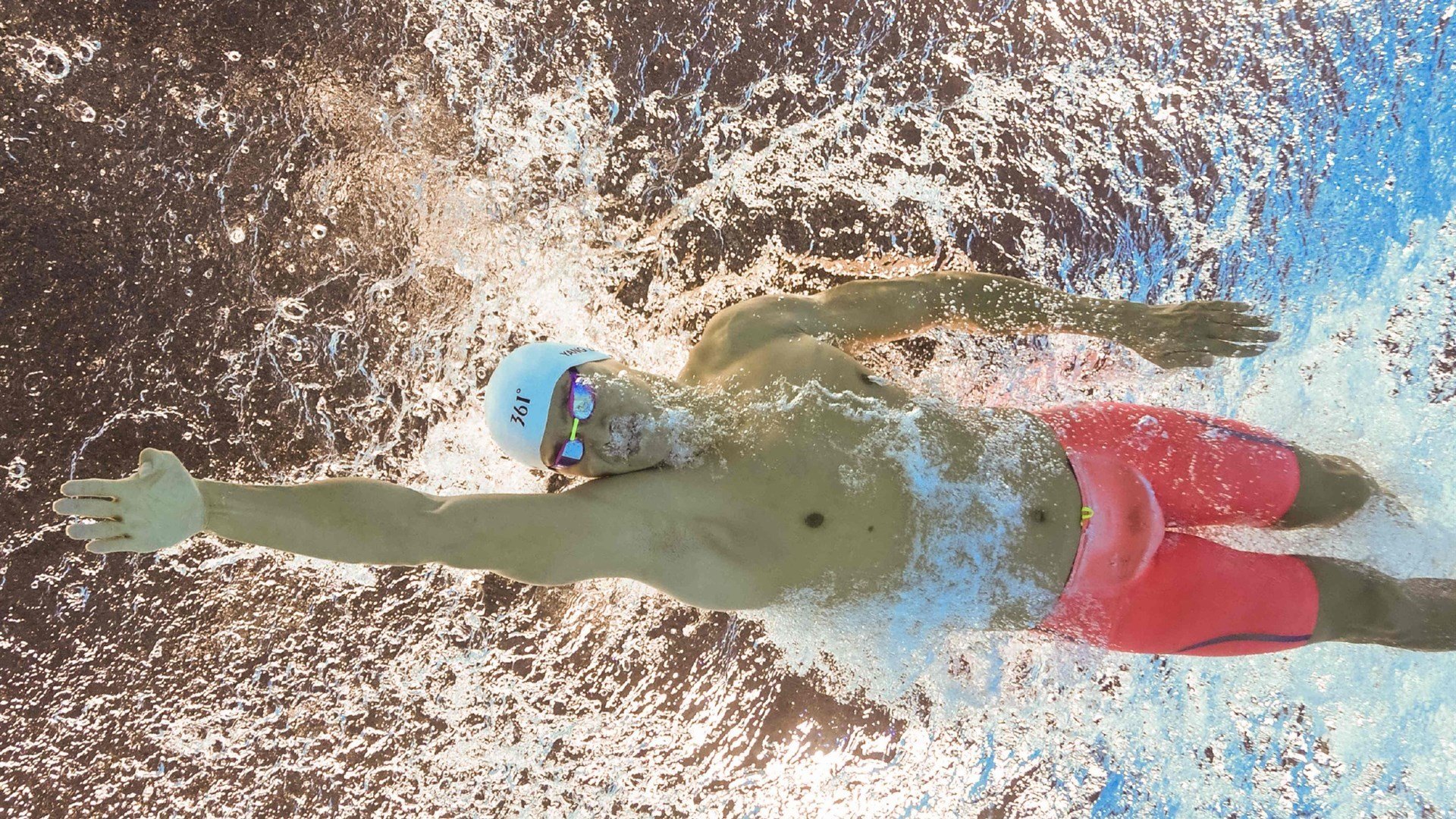 美加墨世界杯焦点战，猛龙强势拿下上海队，展现北美篮球新势力